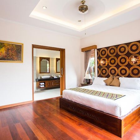 Villa Dk - Bali Нуса Дуа Екстериор снимка