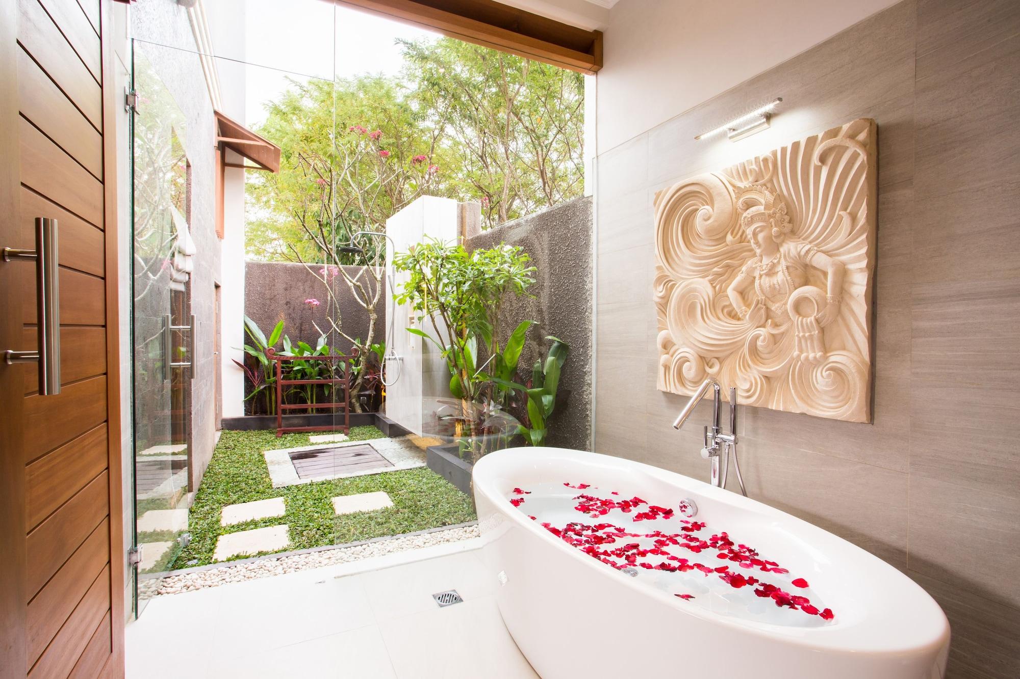 Villa Dk - Bali Нуса Дуа Екстериор снимка