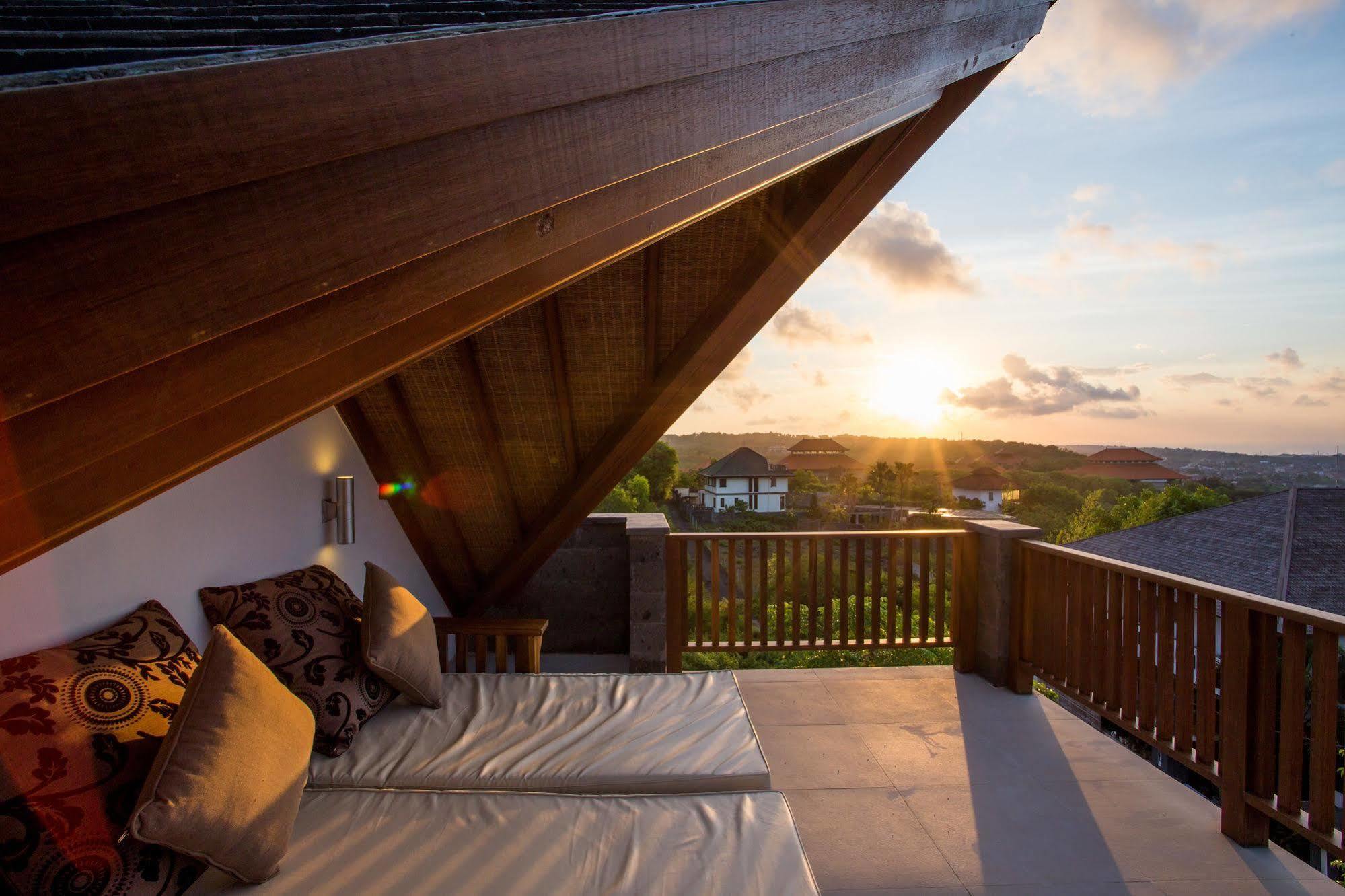 Villa Dk - Bali Нуса Дуа Екстериор снимка
